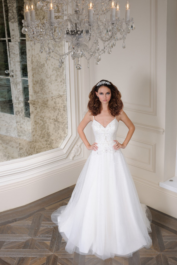 veromia wedding dress